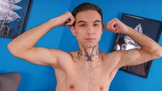 Desperate for Relief – Leon Grim’s Intense Masturbation Session