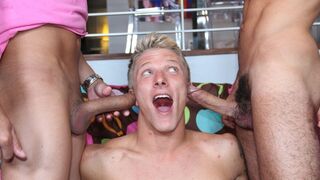 Brazen Boys 18+ Phillip & AubreyFuck Wildly in Threesome - XXX Gay