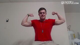 Michael Evans Flexes His Muscular Body and Thick Dick Solo - Gay XXX
