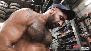 Hairy Alphas Mateo Zagal & Chuck Conrad Enjoy Wild Fucking Pleasure