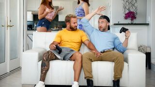Iconic Encounter – Bruce Jones & Colby Melvin Connect Anally
