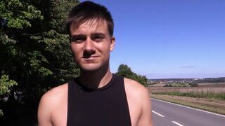 Horny Amateur Hottie Enjoys Sunny Day Anal Bliss with CzechHunter