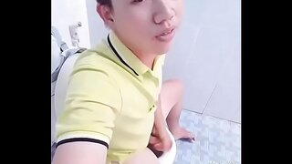 Too Hot at Work – Asian Guy Sucks Cock During Steamy Lunch Break