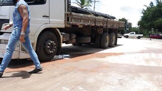 Trucker Enjoys Steamy Blowjob and Mind-Bending Anal Fetish Action