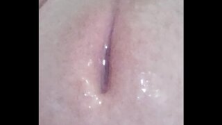 Sensual Brazilian Amateur Enjoys Steamy Solo Bath Time Fun