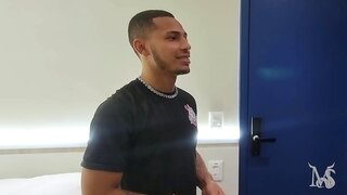 Amateur Bi Massage Turns into Hot Gay Blowjob Action