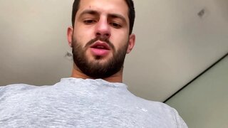 Handsome Hunk Jerks Off in Intense Cam Session – Hot Solo Masturbation