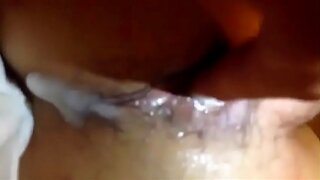 Amateur Gay Men Enjoy Intense Bareback Creampie Action