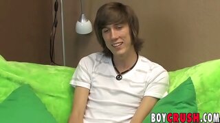 Kurt Starr Masturbates His Big Cock After A Horny Interview Session