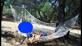 Relaxed Amateur Gay Guy Wanks Sensually in Outdoor Hammock