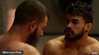 Muscular Hunks Arad Winwin & Michael Jackman Bareback in HotGayAction