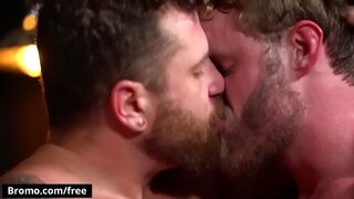 Bearded Hunk fucks dude raw in intense doggy style session