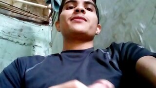 Amateur 18+ Teen 18+ Guy Shows Off His Cock in SexyGay Solo Scene