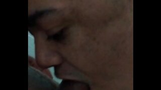 18+ Twitter Guy Enjoys Hot Amateur Gay Blowjob Action