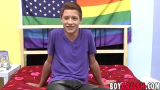 18+ Guy Shows Off Hot Anal Play & Mega Cock Action