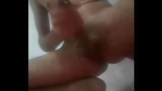 Sexy Amateur Guy Gives Hot Handjob in Goiânia GP Cam Session