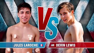 Devin Lewis & Jules Laroche Heat Up Shower in Nude Twink Challenge