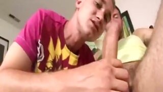 Hot Milf Holds the Phone While Seductively Teasing Her Pussy
