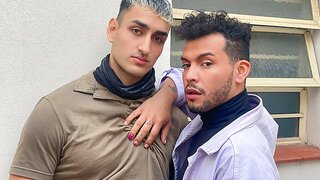 Argentinian Hunk Seduces Hot Straight Taxi Driver With Mind-Blowing Blowjob