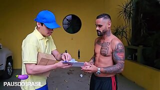 Hung Like a Stallion: Mailman Delivers Thick Loads to Hungry Subs – GayPornHub 18+