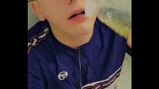 Curious Teen 18+ Explores His First Solo Splash StepMoment – Naughty Streams 18+