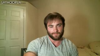 Bearded Bear James Flexes His Muscular Booty for Hot Action
